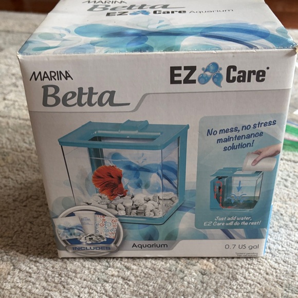 MARINA Other - MARINA Betta EZ Care Aquarium - Aqua Plastic Frame with Clear Sides